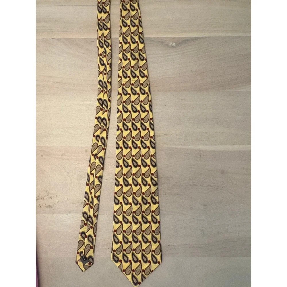 ALBERT NIPON Silk Neck Tie Yellow Red  Foulard Made in U.S.A